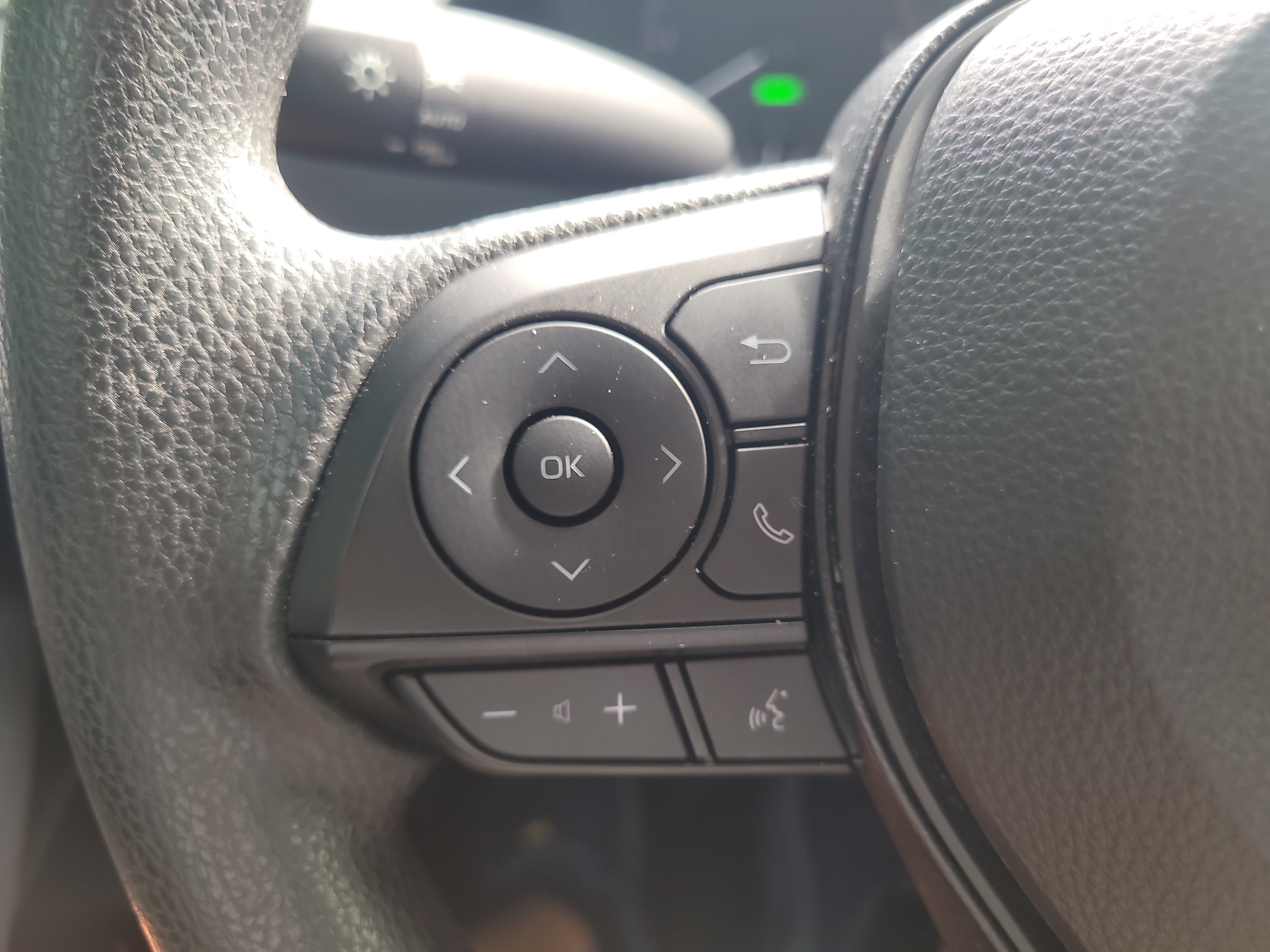 Certified 2024 Toyota Corolla LE FWD image 27