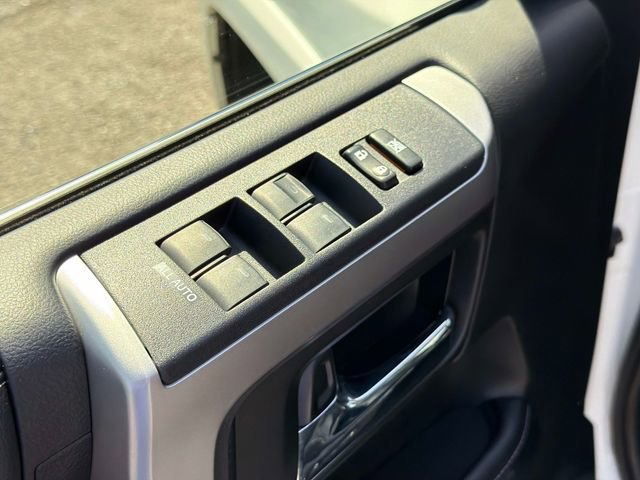 Used 2018 Toyota 4Runner Limited AWD/4WD image 19