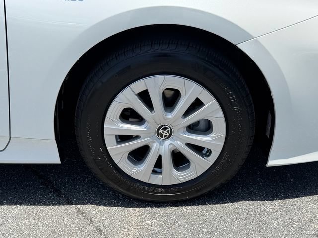 Used 2021 Toyota Prius L Eco FWD image 20