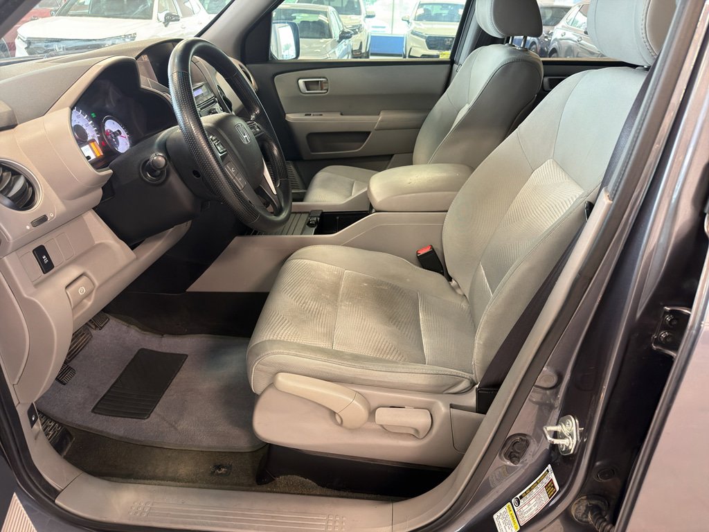 Used 2015 Honda Pilot LX image 10