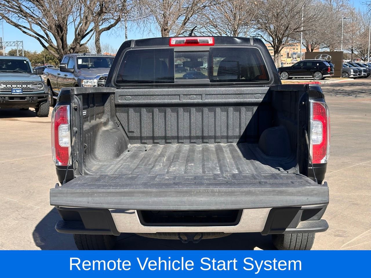 Used 2019 GMC Canyon SLE w/ Elevation Edition image 9