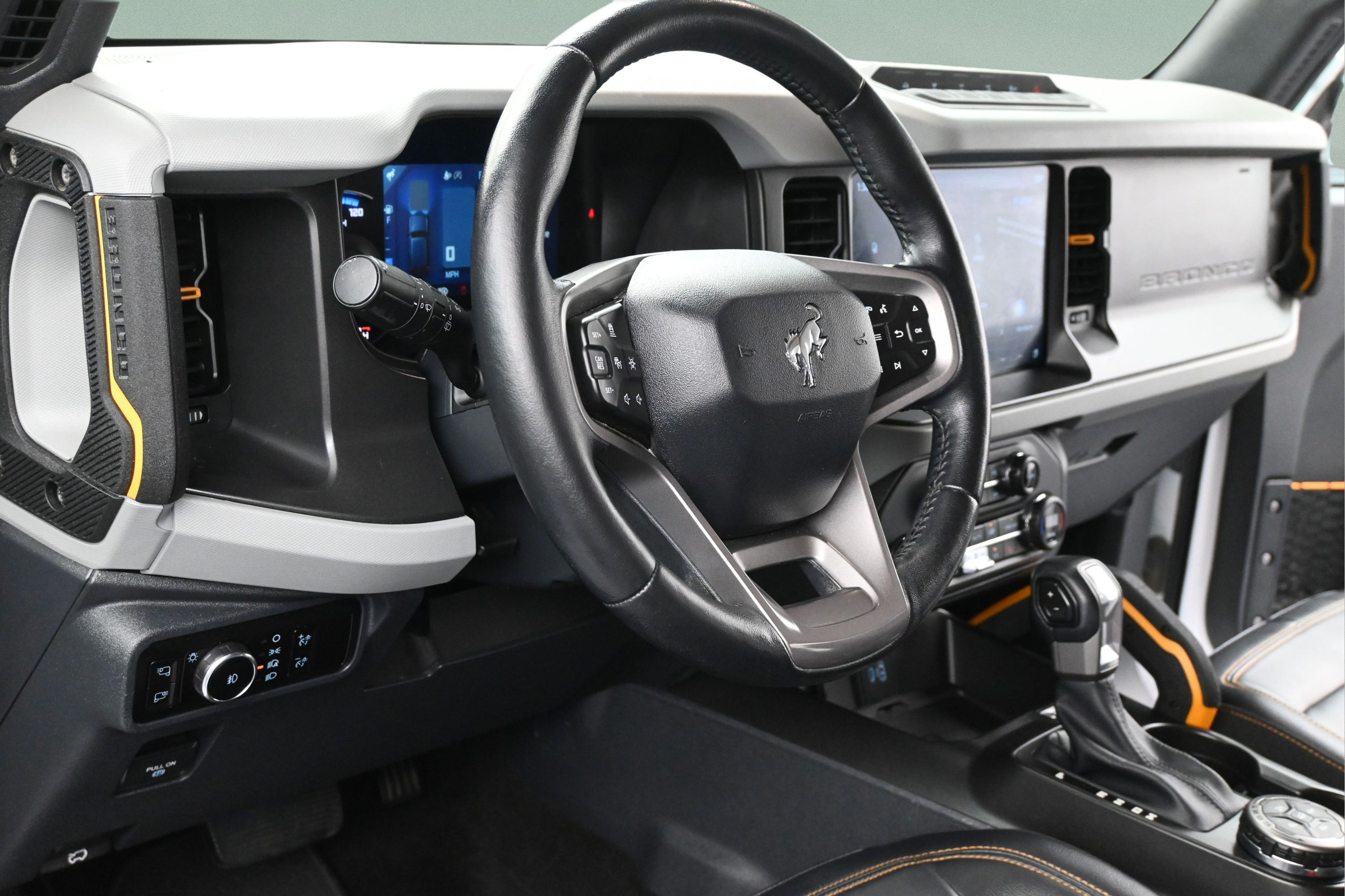Used 2023 Ford Bronco Badlands AWD/4WD image 12
