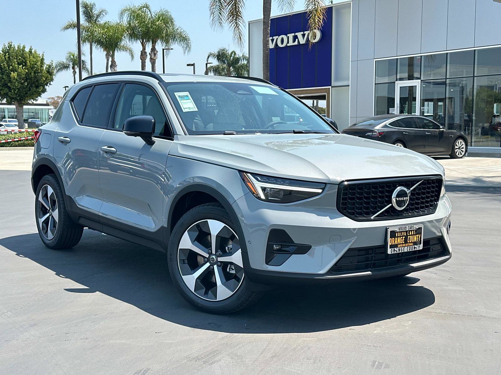 New 2026 Volvo XC40 B5 Plus w/ Protection Package Premier
