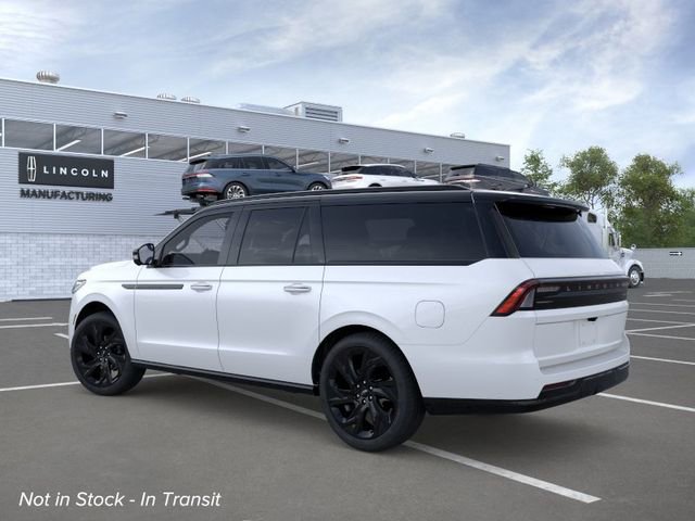 New 2026 Lincoln Navigator L Black Label AWD/4WD image 4