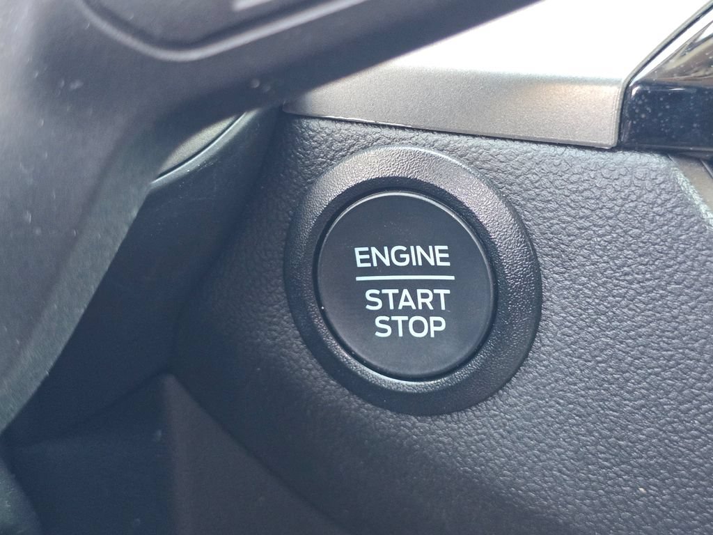Used 2025 Ford Escape Active FWD image 25