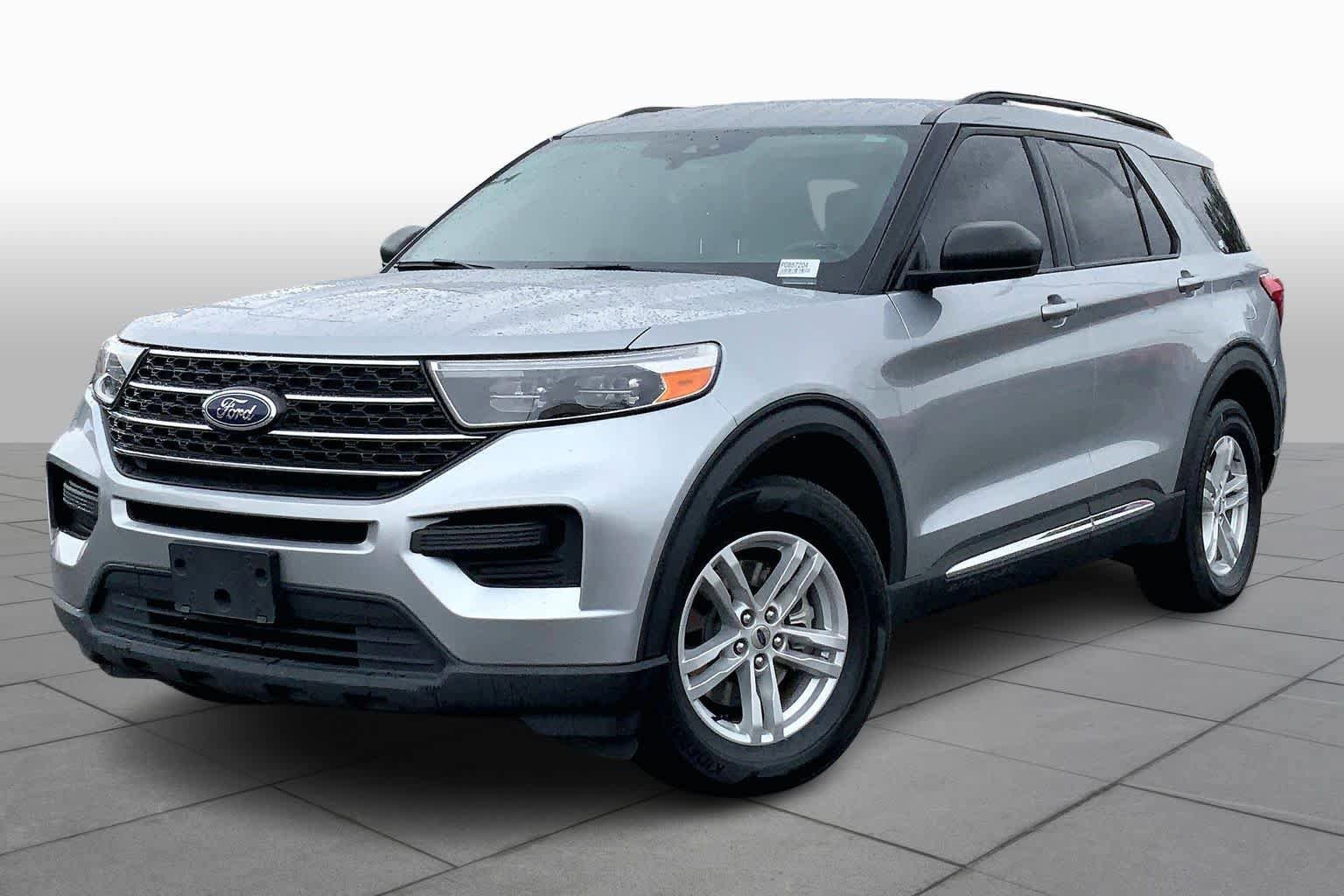 Used 2023 Ford Explorer XLT video 1