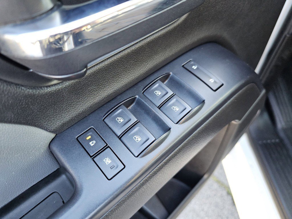 Used 2018 Chevrolet Silverado 3500 W/T image 28