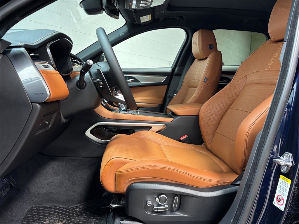New 2026 Jaguar F-PACE R-Dynamic S image 24