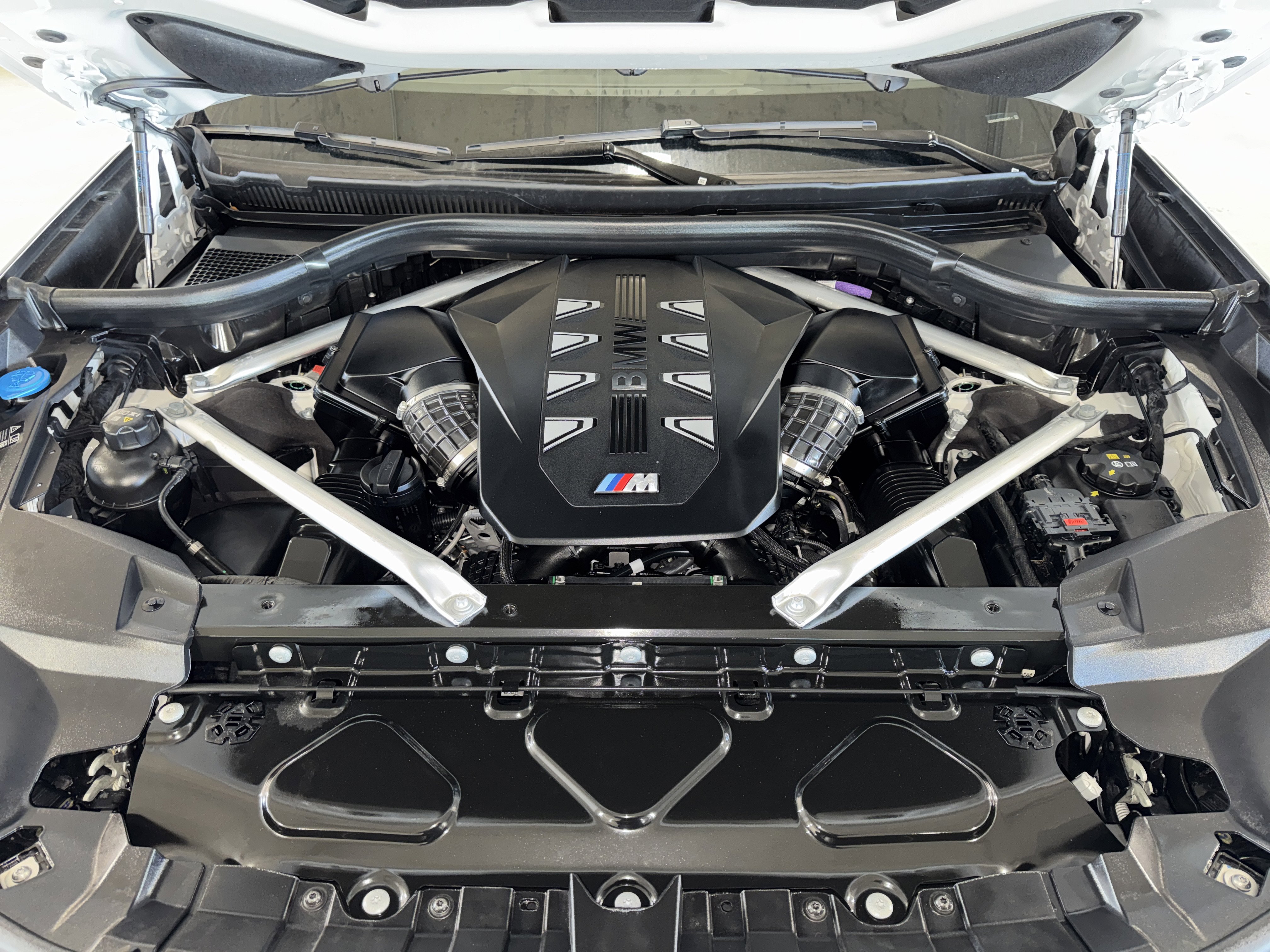 Used 2026 BMW X7 M60i image 36