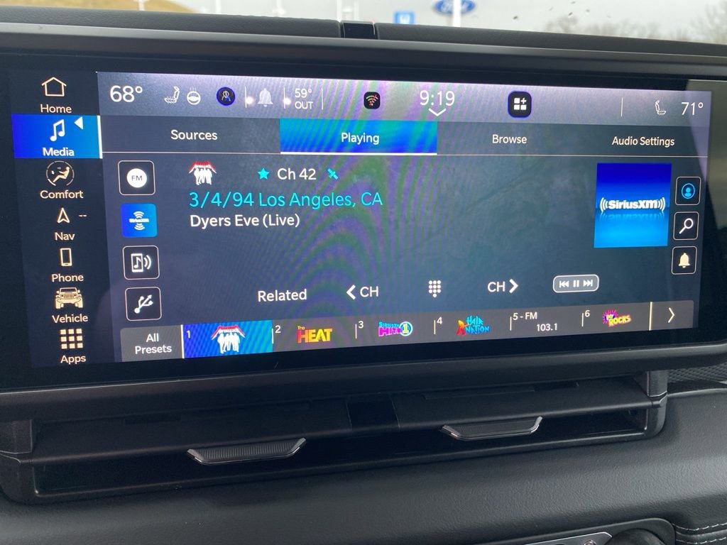 New 2026 Jeep Wrangler Unlimited Rubicon w/ Technology Group image 41