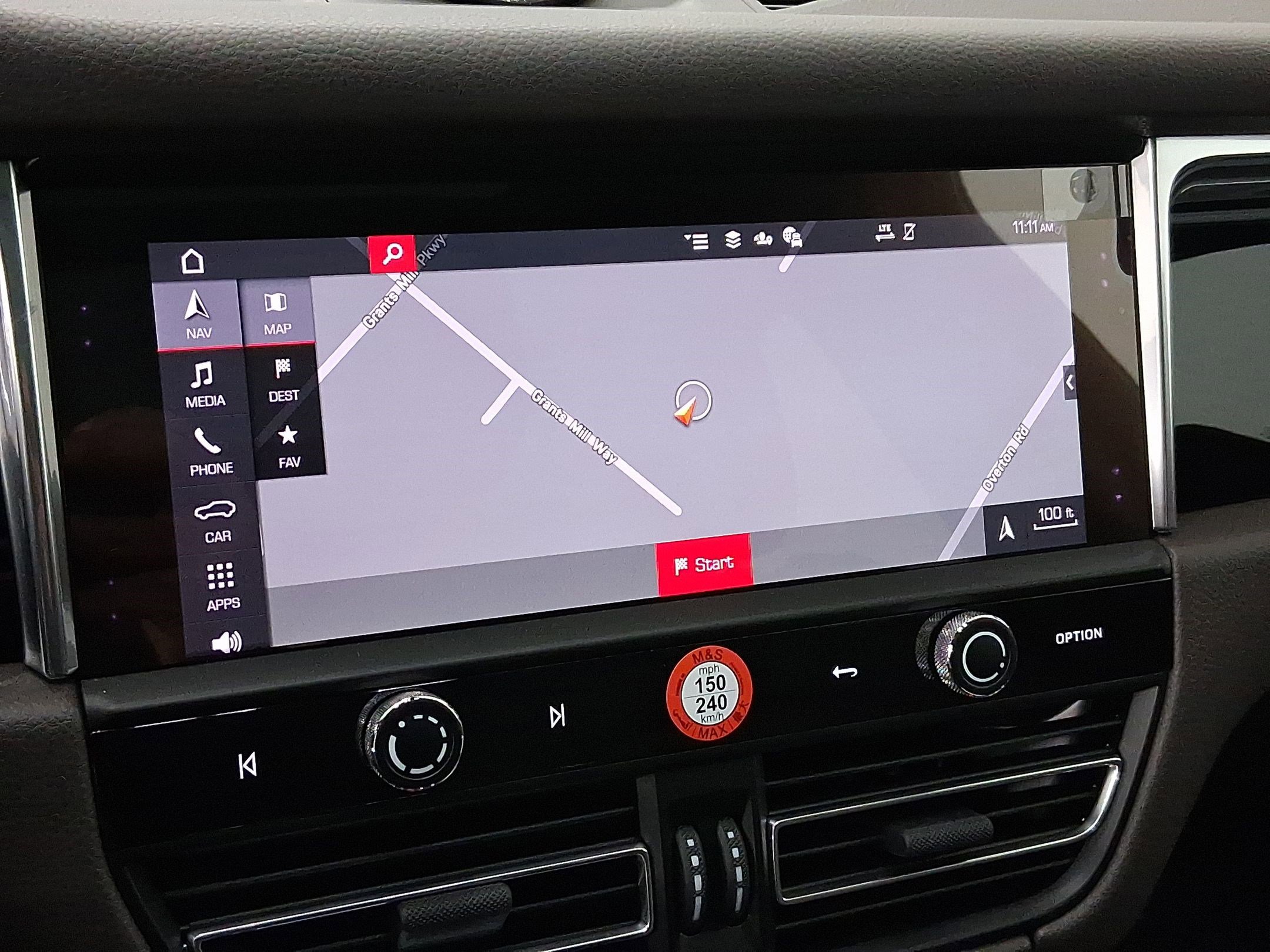 Used 2026 Porsche Macan image 25