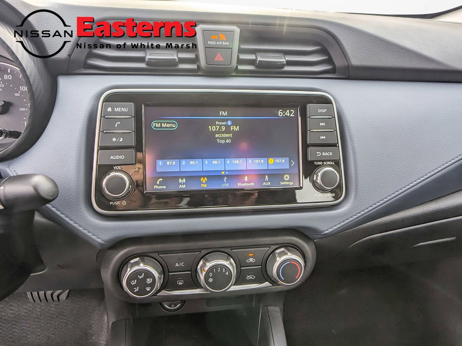 New 2025 Nissan Versa SV w/ Trunk Package image 12