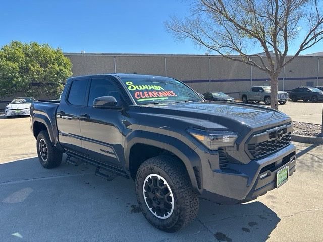 Used 2026 Toyota Tacoma TRD Off-Road AWD/4WD image 3