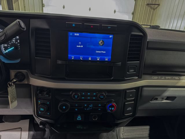 Used 2023 Ford F250 XLT AWD/4WD image 15