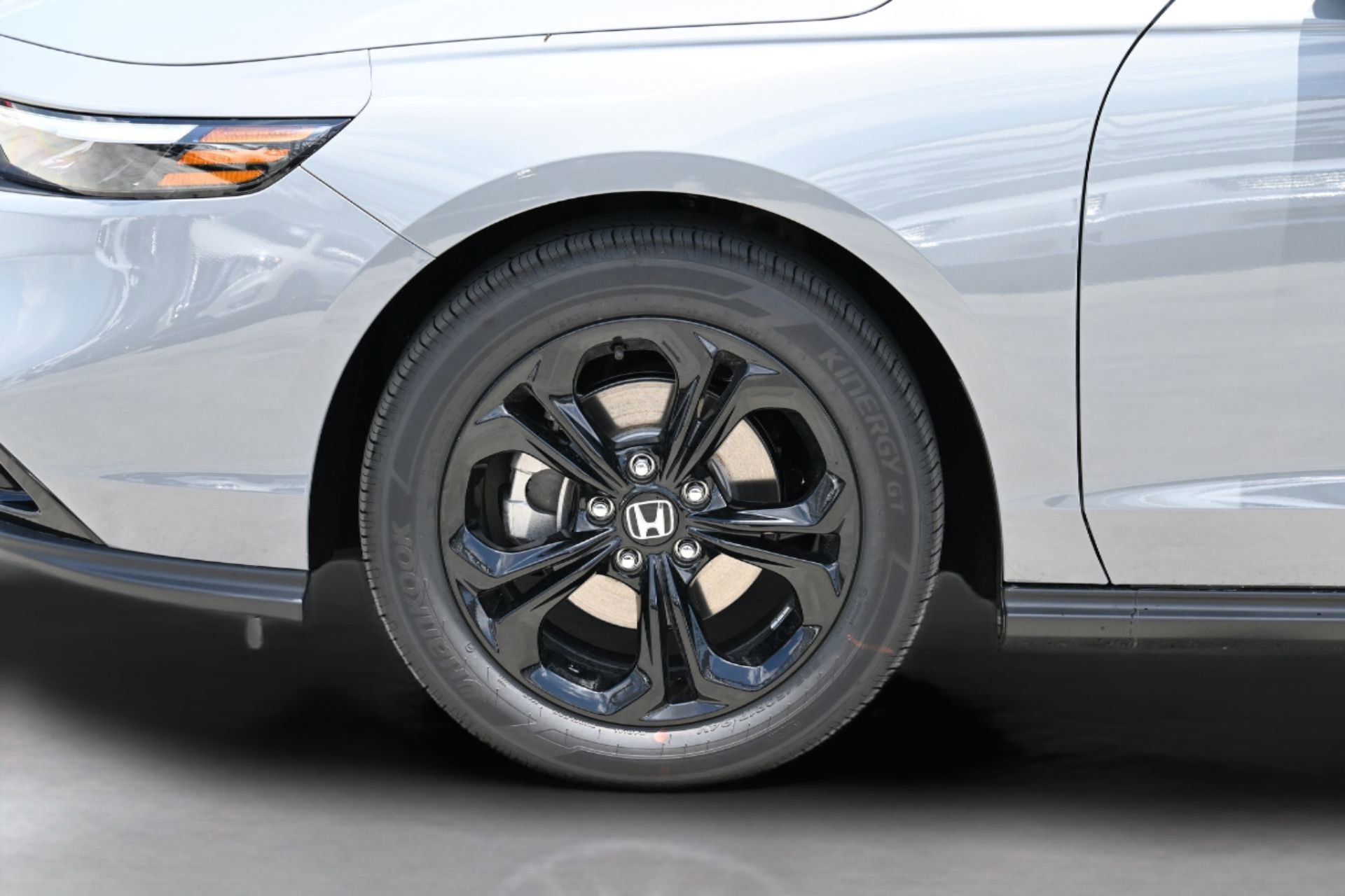 New 2025 Honda Accord SE image 33