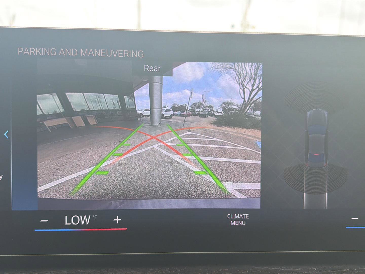 Used 2024 BMW 330i Sedan w/ Convenience Package image 29