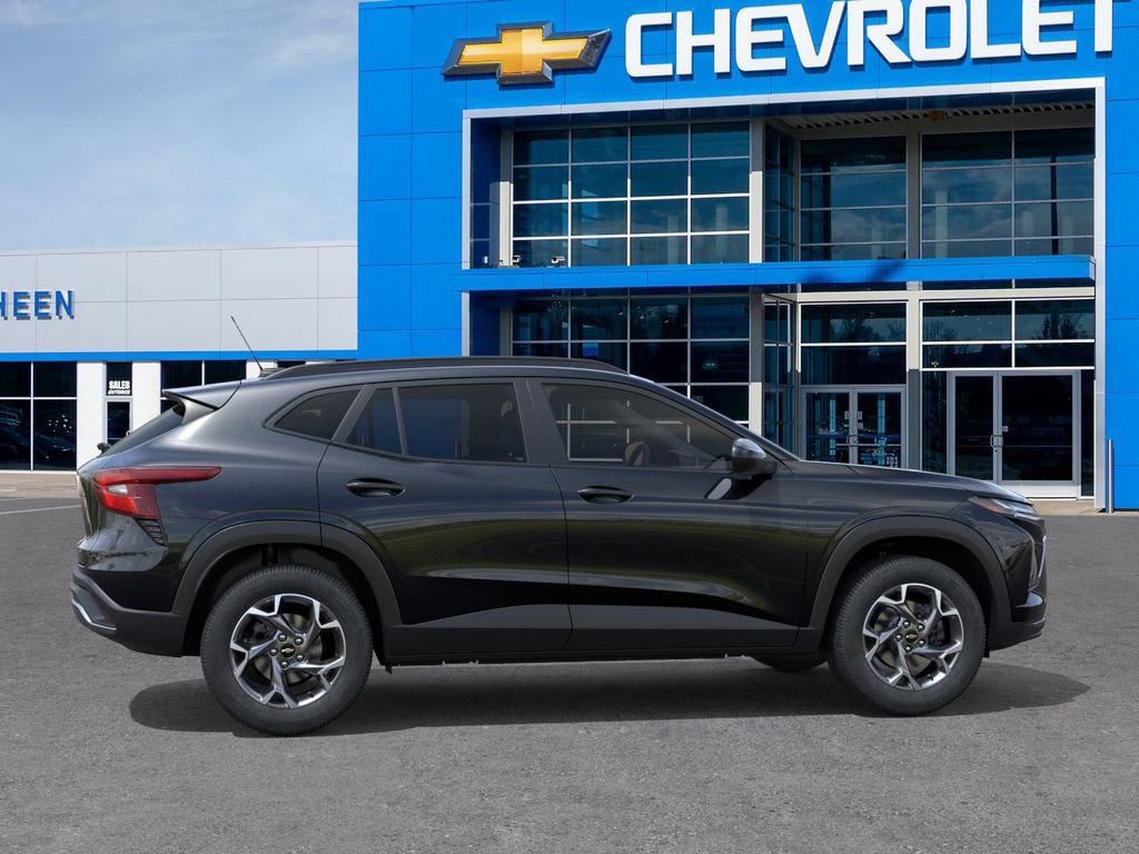 New 2026 Chevrolet Trax LT FWD image 5