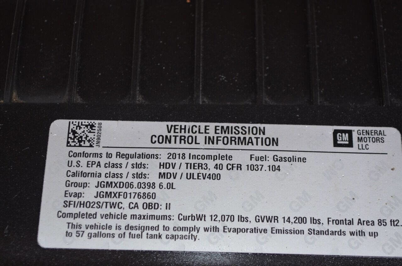 Used 2018 GMC Savana 3500 Extended w/ Driver Convenience Package image 13