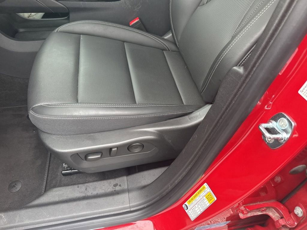 Used 2025 Buick Envision Preferred image 19