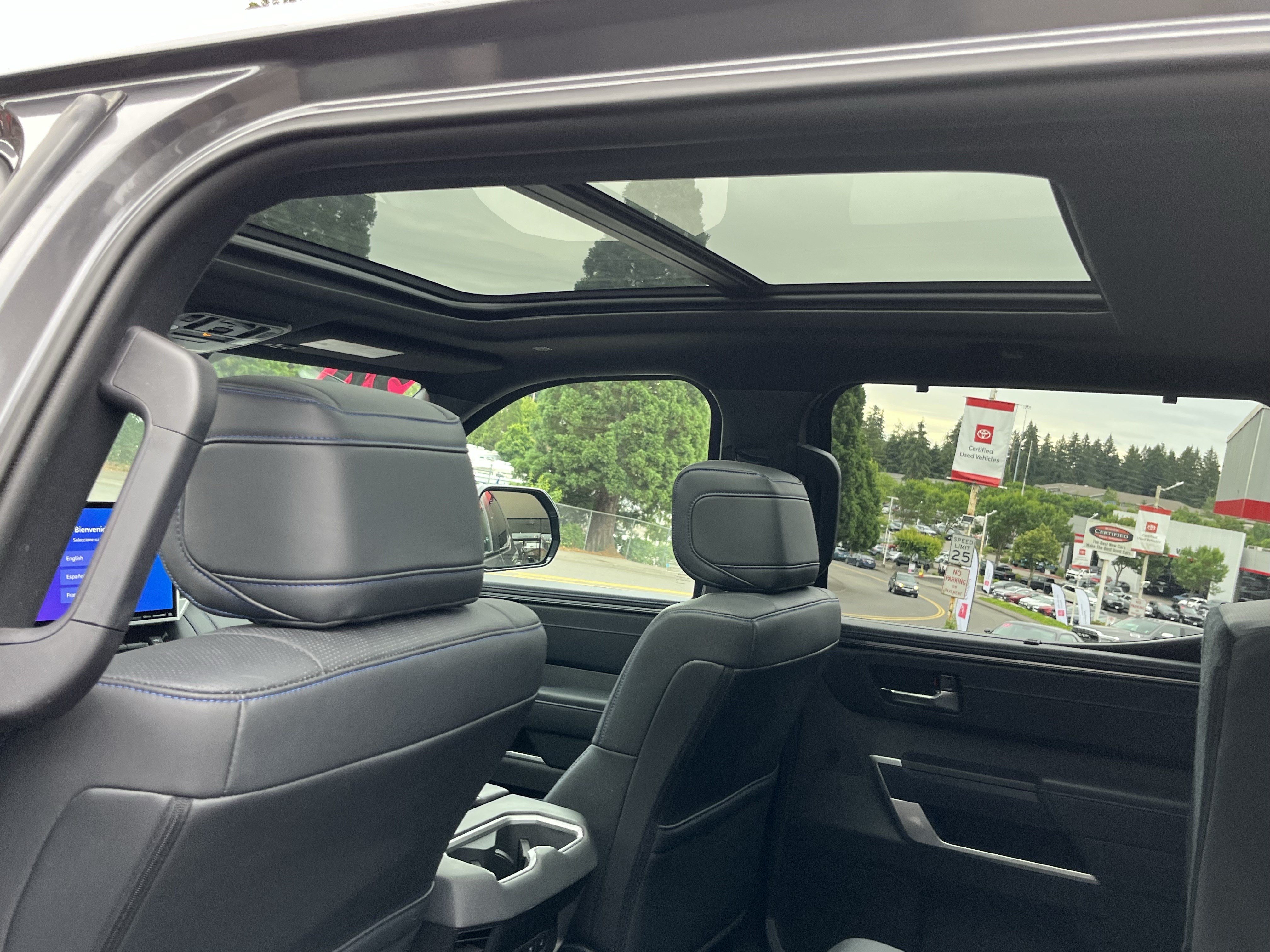 Certified 2024 Toyota Tundra Platinum AWD/4WD image 15