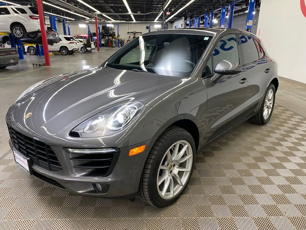 Used 2016 Porsche Macan S image 4