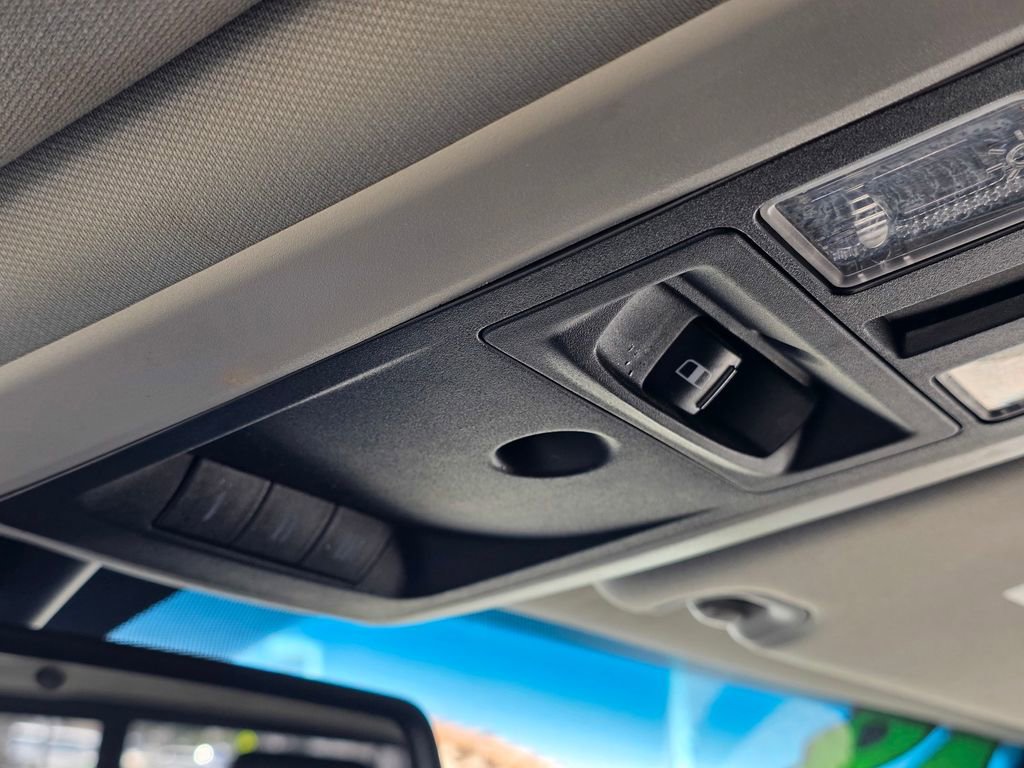Used 2018 RAM 3500 Laramie w/ Convenience Group AWD/4WD image 37