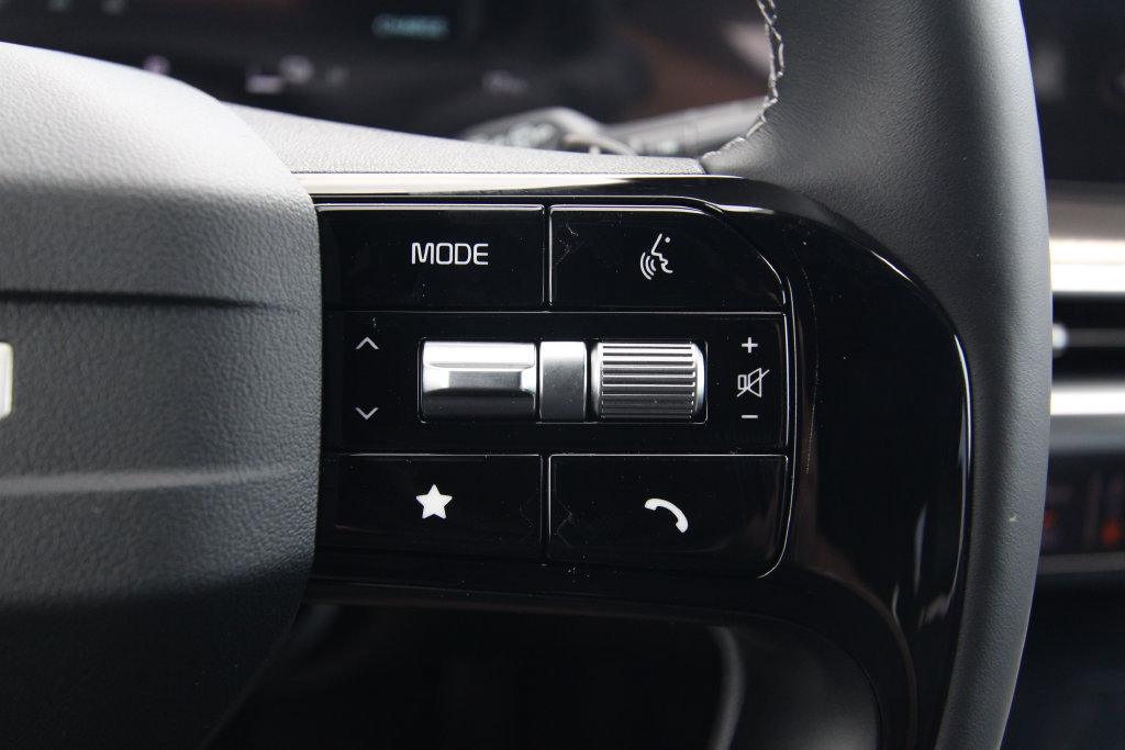 New 2026 Kia Sorento SX Prestige AWD/4WD image 25