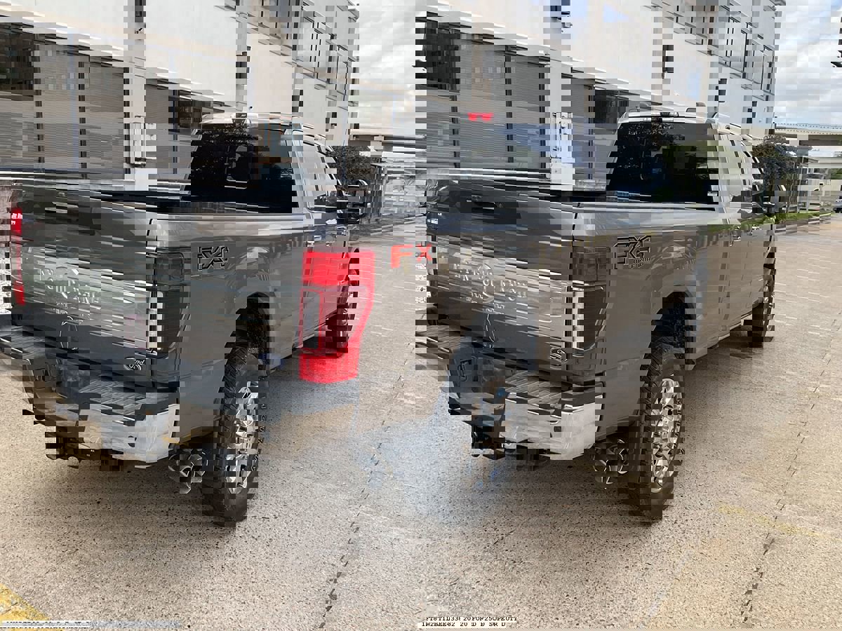 Used 2020 Ford F250 King Ranch w/ King Ranch Ultimate Package image 4