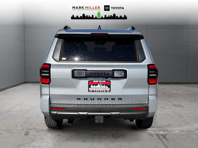 New 2026 Toyota 4Runner SR5 AWD/4WD image 4