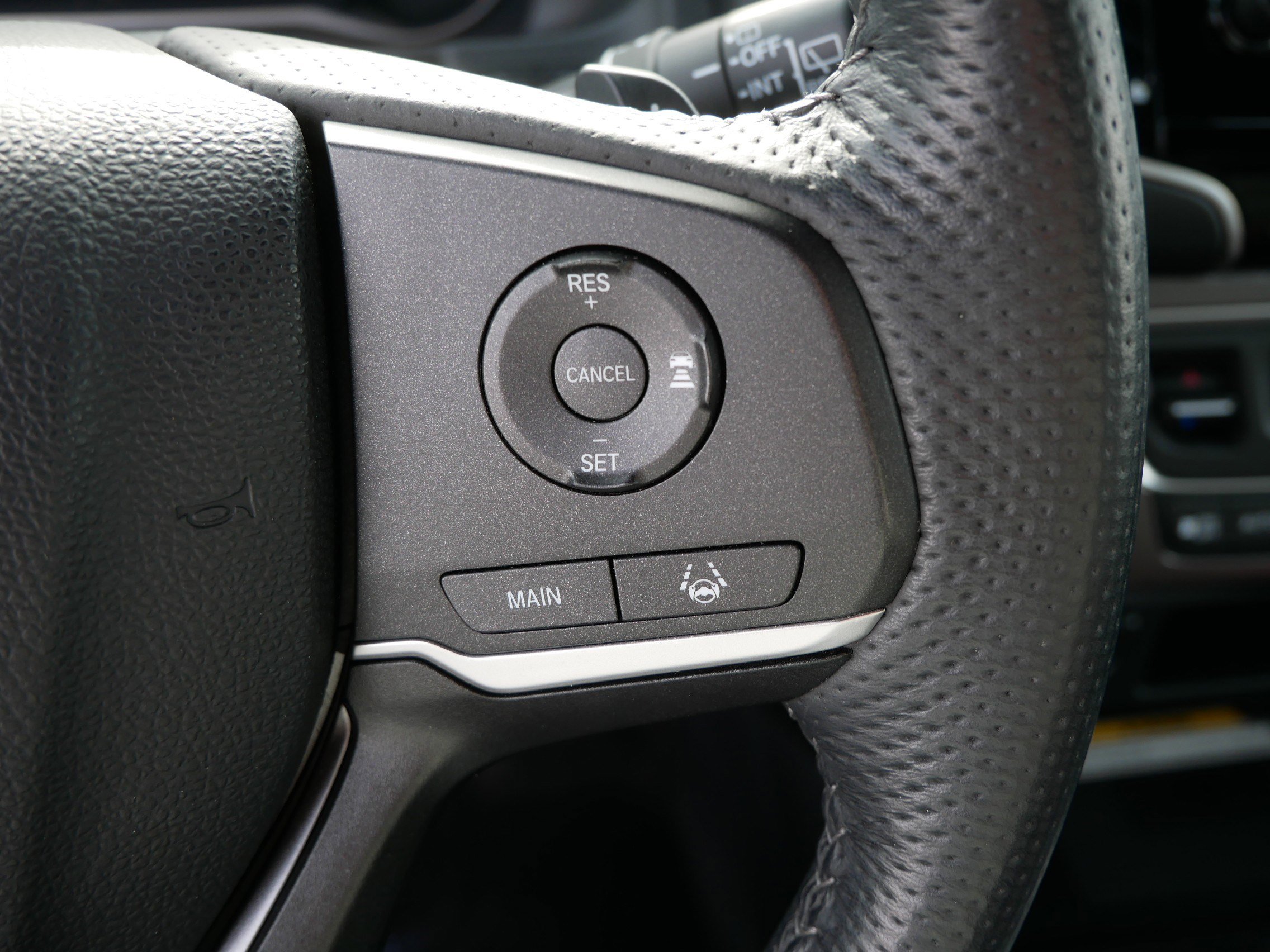 Used 2023 Honda Passport EX-L image 30