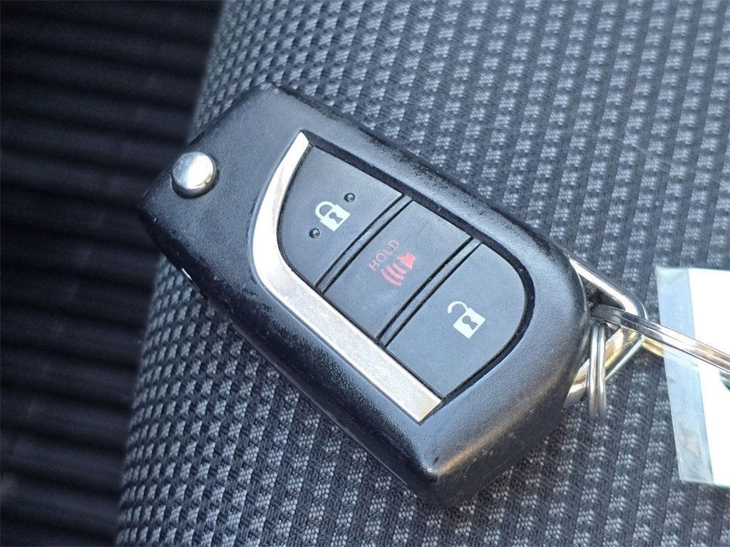 Used 2024 Toyota RAV4 LE image 32