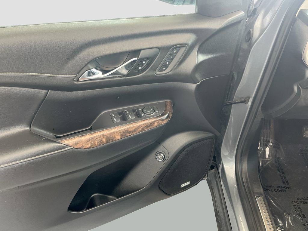 Used 2022 GMC Acadia Denali w/ Trailering Package image 18