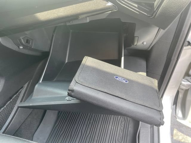 Used 2018 Ford Escape Titanium w/ Ford Safe & Smart Package AWD/4WD image 49
