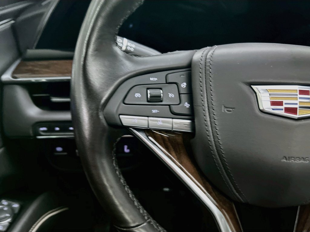 Used 2023 Cadillac Escalade Sport Platinum w/ Heavy-Duty Trailer Package AWD/4WD image 11