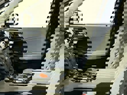 New 2025 Mitsubishi Outlander SE image 11