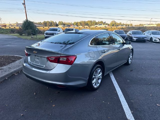 Used 2025 Chevrolet Malibu LT FWD image 4