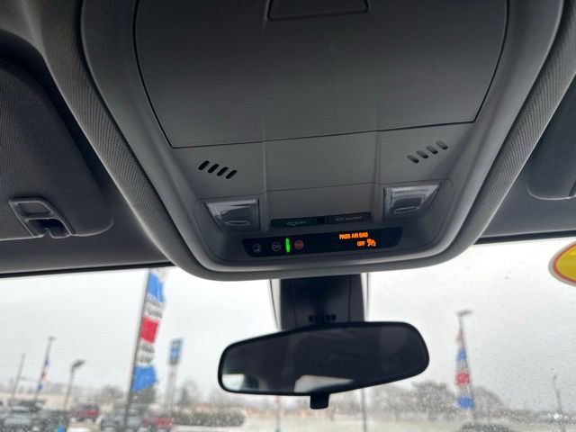 Used 2023 GMC Acadia SLE w/ Driver Convenience Package image 28