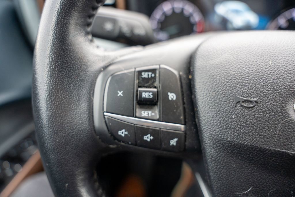 Used 2022 Ford Maverick Lariat w/ Equipment Group 500A Standard image 21