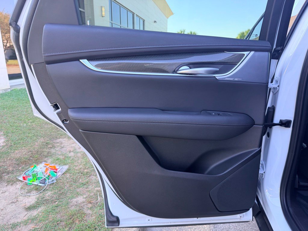 New 2026 Cadillac XT5 Sportv w/ LPO, Floor Liner Package AWD/4WD image 28