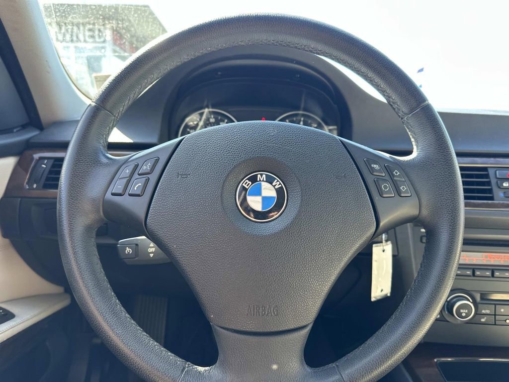 Used 2010 BMW 328i Sedan image 20