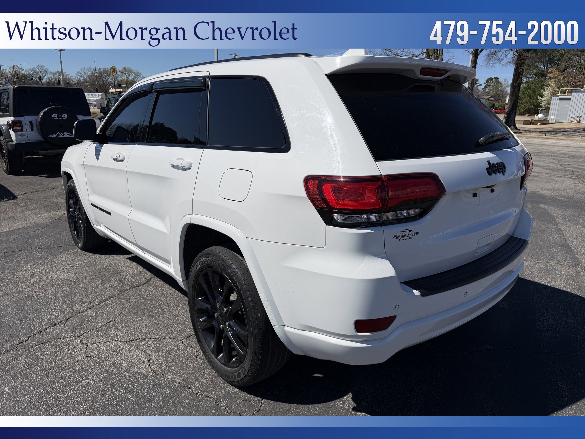 Used 2020 Jeep Grand Cherokee Altitude RWD image 7