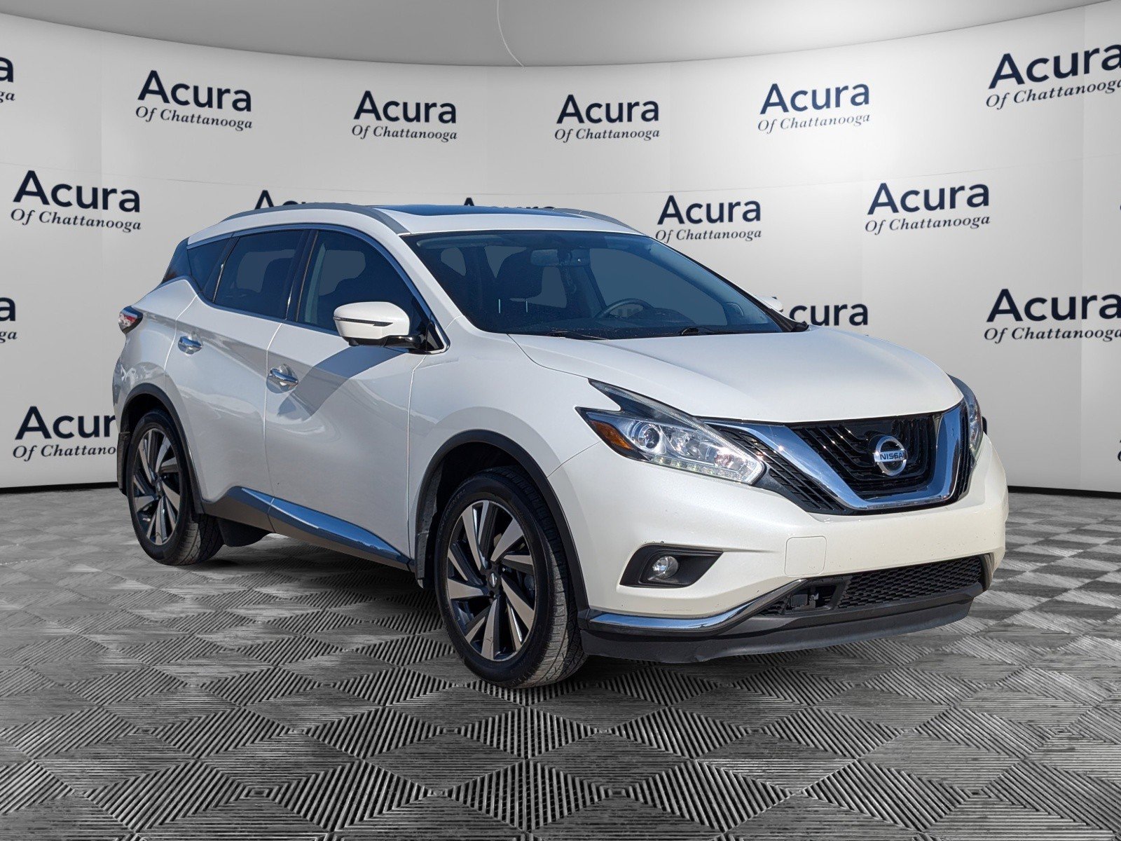 Used 2018 Nissan Murano Platinum w/ Cargo Package image 2