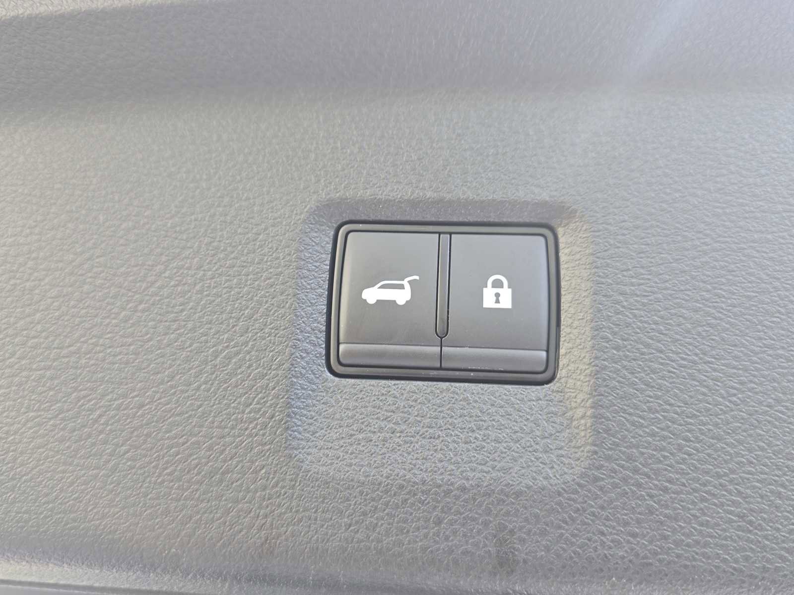 Used 2024 INFINITI QX60 Sensory w/ Vision Package image 11