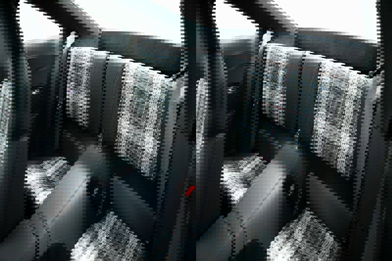 Used 2025 Porsche 911 Turbo S image 28