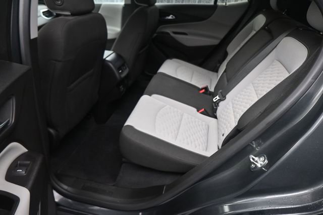 Used 2020 Chevrolet Equinox LS w/ LS Convenience Package AWD/4WD image 37