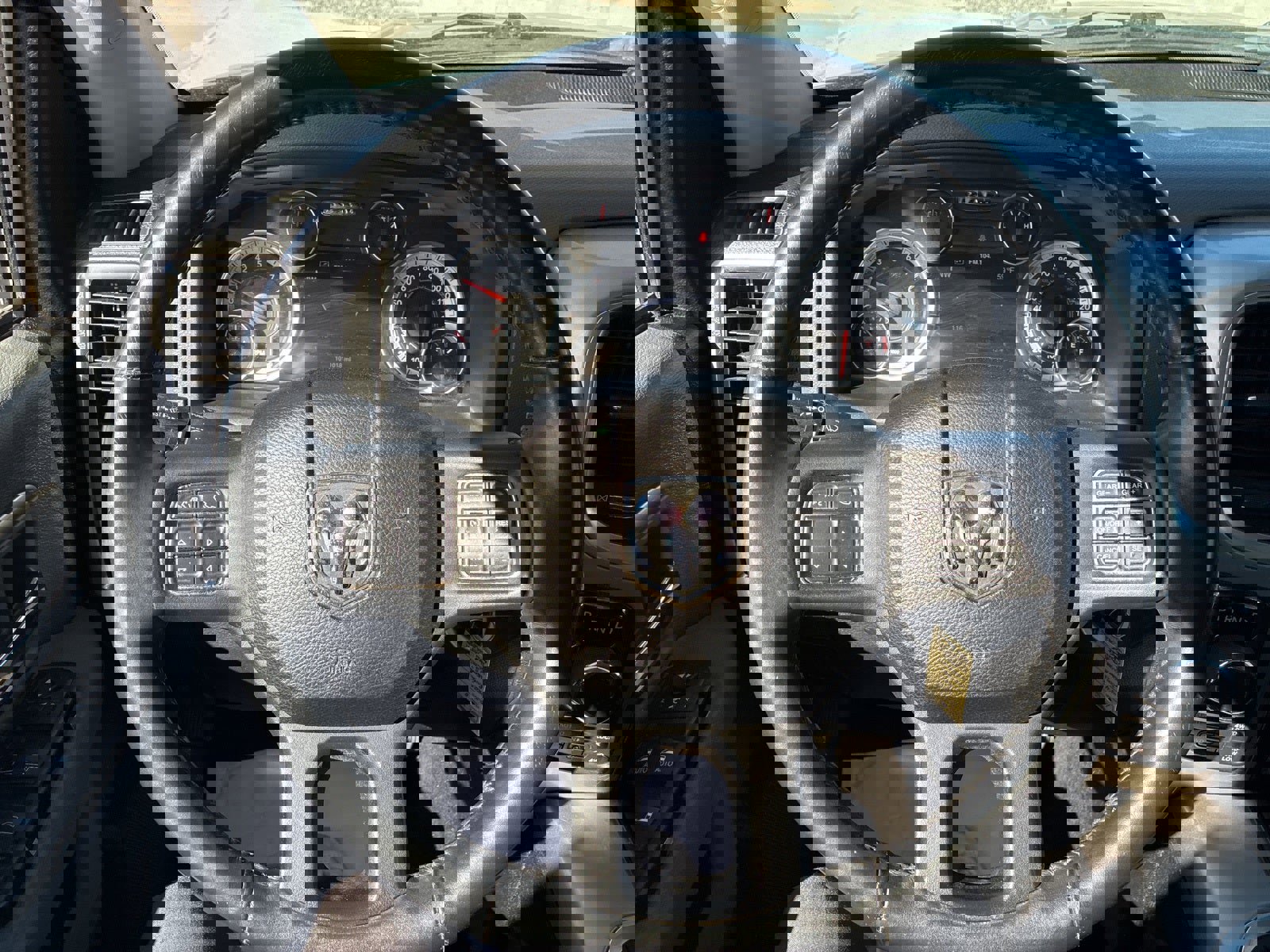 Used 2016 RAM 1500 Big Horn image 23