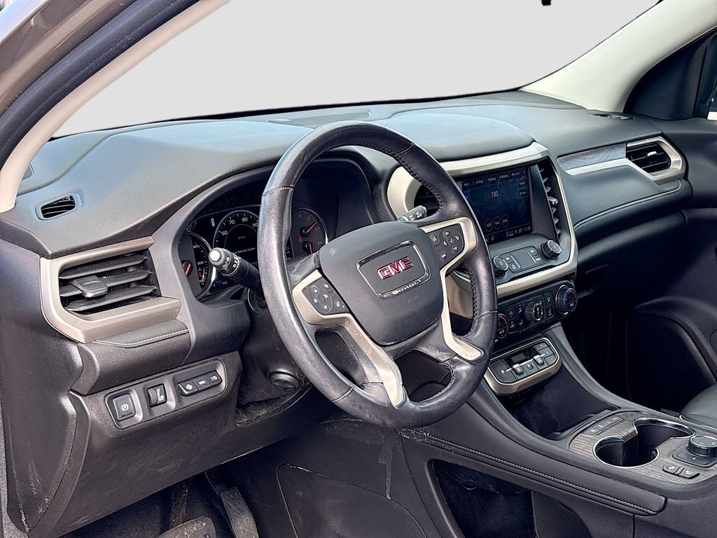 Used 2022 GMC Acadia Denali w/ Denali Ultimate Package image 9