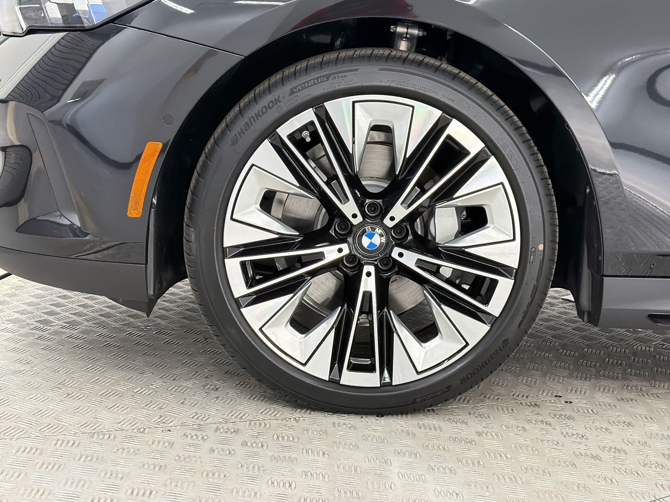New 2027 BMW 530i RWD image 13