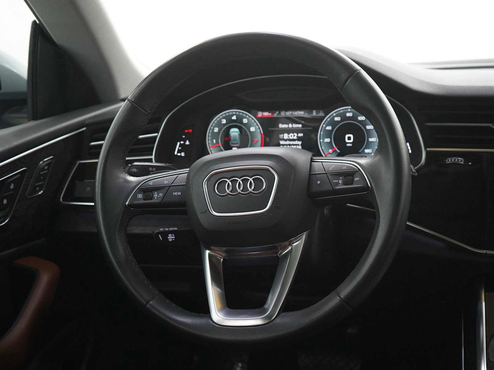 Used 2022 Audi Q8 Premium w/ Convenience Package AWD/4WD image 15