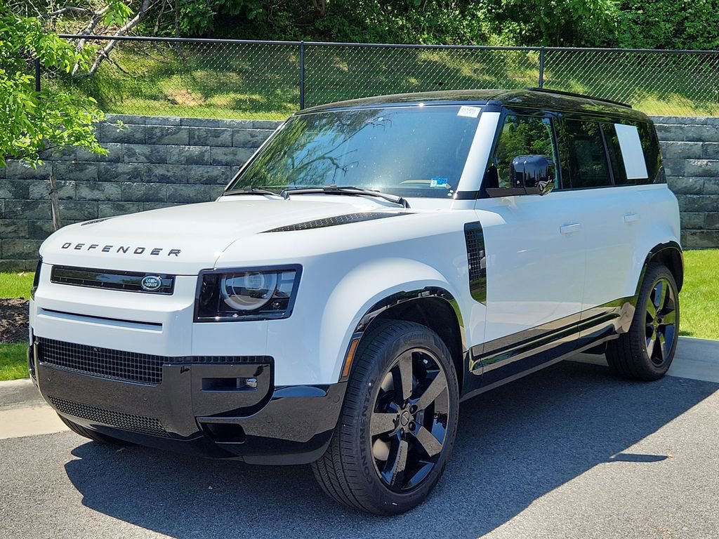 New 2026 Land Rover Defender 110 X-Dynamic SE AWD/4WD image 1